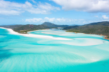 Isabella Dobozy Captures the Whitsundays in a New Print Series - Australia Unseen