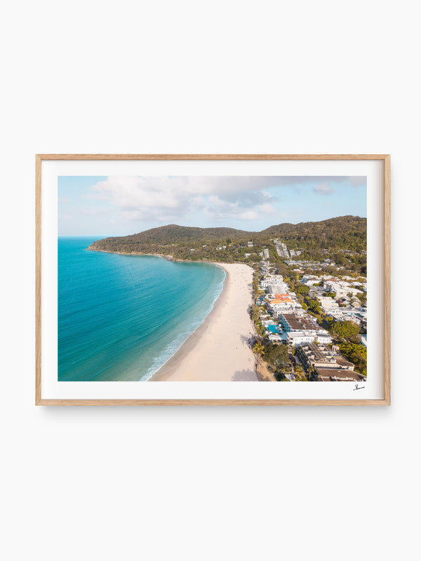 Noosa Main Beach 04 – Sunshine Coast Wall Art Print