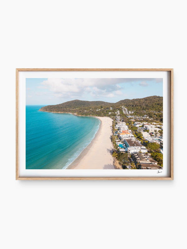 Noosa Main Beach 04 – Sunshine Coast Wall Art Print