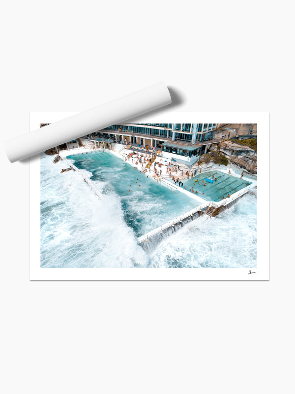 Bondi Icebergs Wipe Out 01 - Bondi Beach Wall Art Print