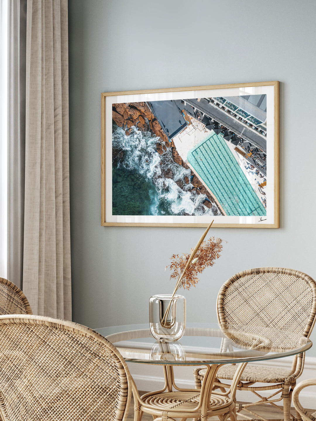 Icebergs Pool 03