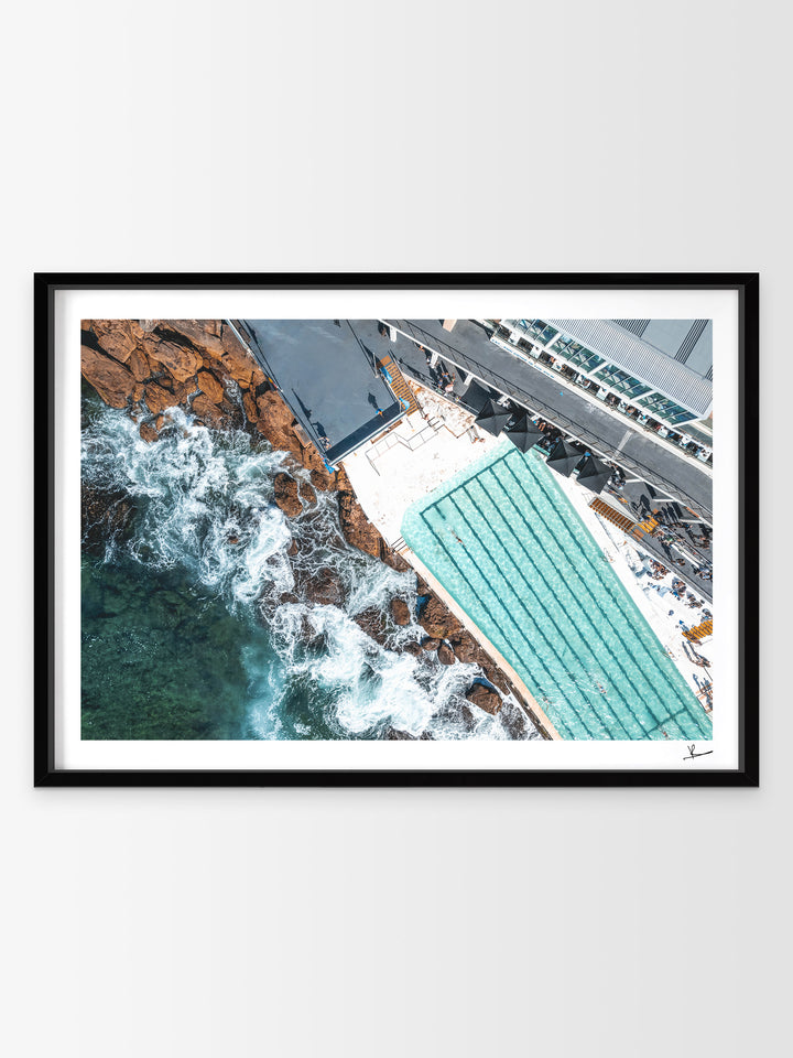 Icebergs Pool 03