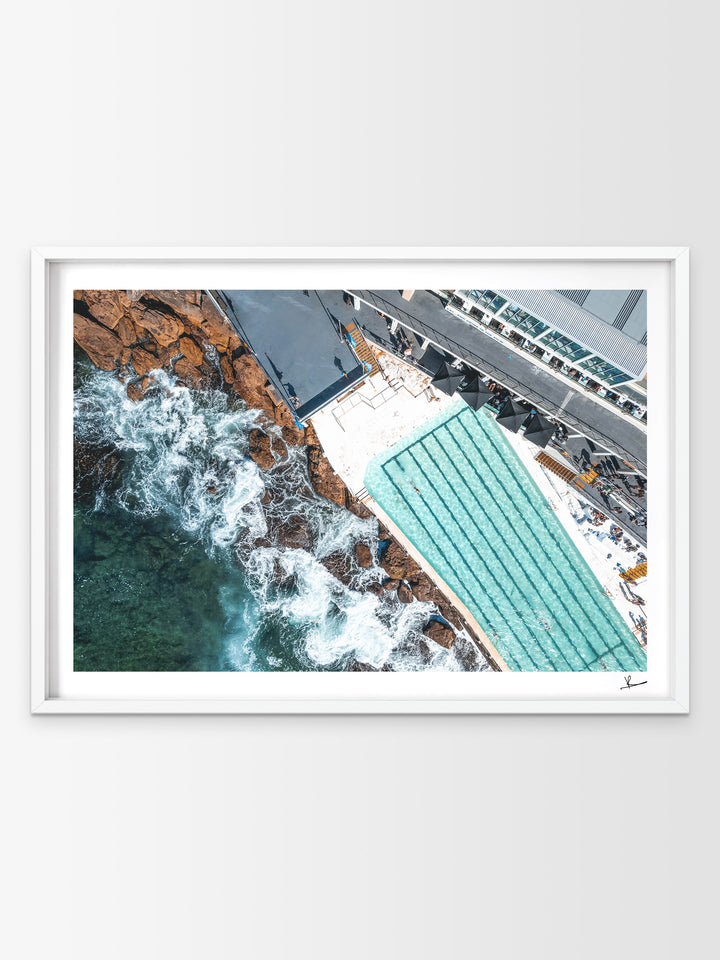 Icebergs Pool 03